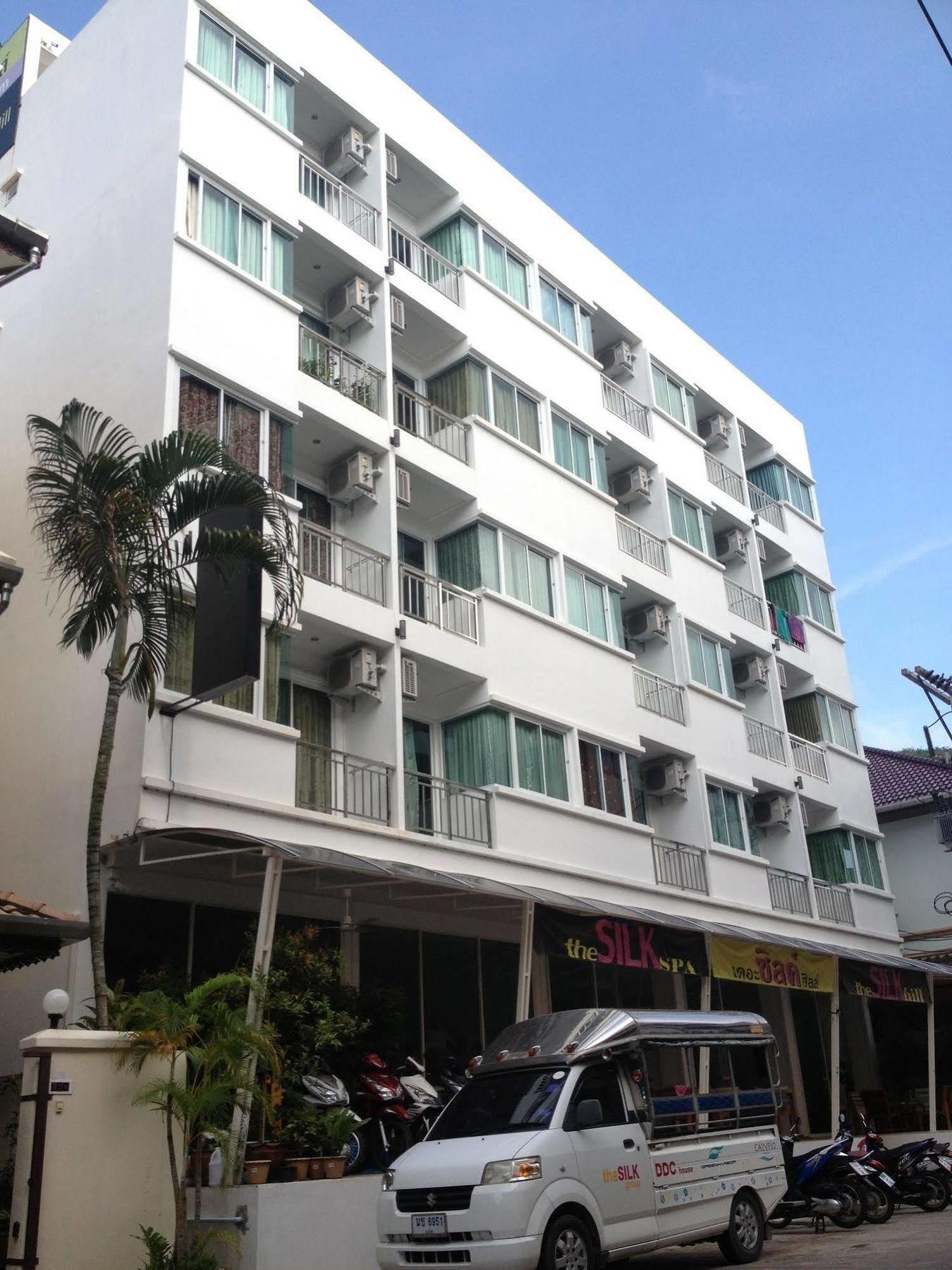 The Silk Hill Hotel Patong Exterior foto
